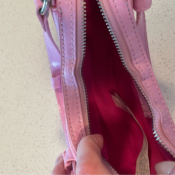 Pink Croc-Texture Shoulder Bag - Picture 4 of 5